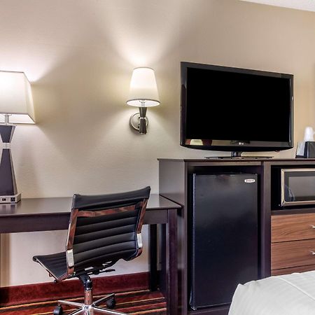 Best Western Lindale Inn Kültér fotó