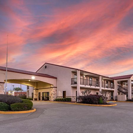 Best Western Lindale Inn Kültér fotó