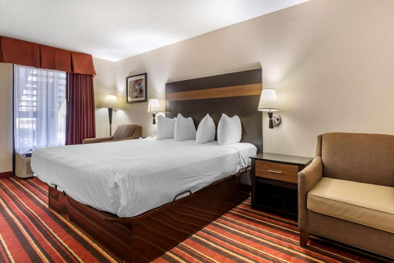 Best Western Lindale Inn Kültér fotó