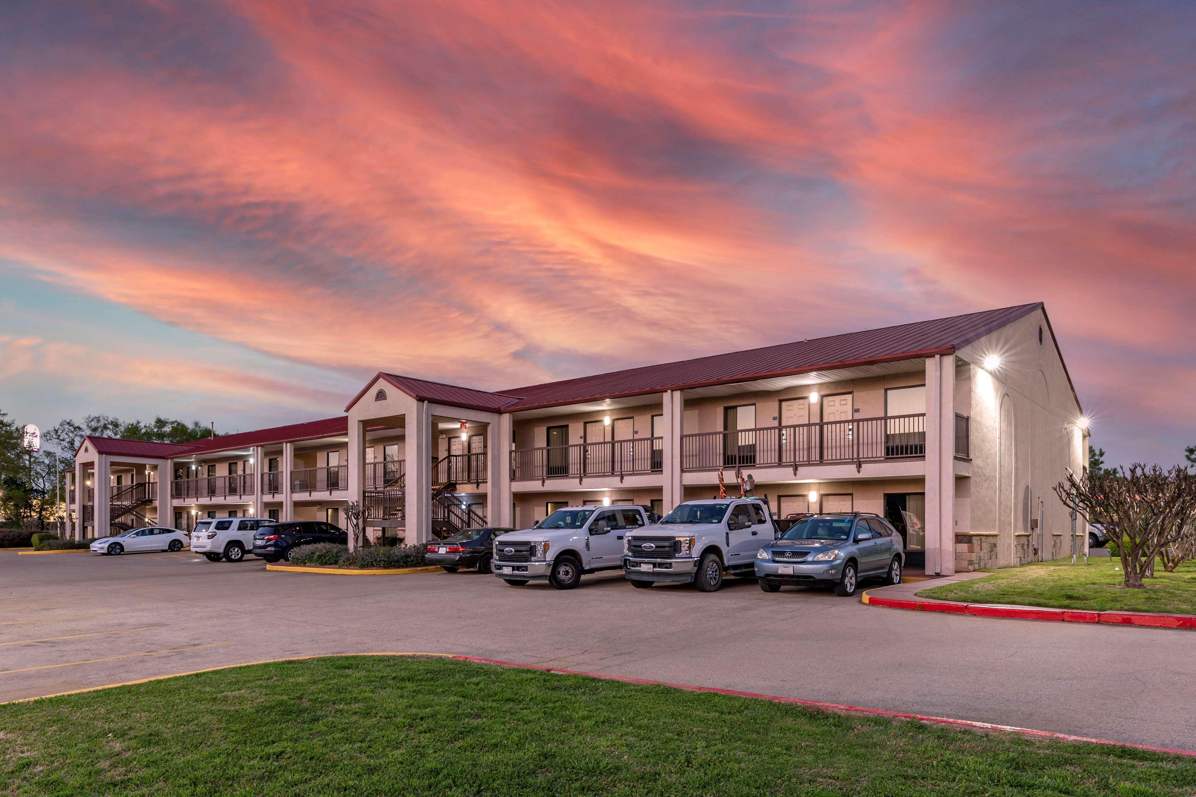 Best Western Lindale Inn Kültér fotó