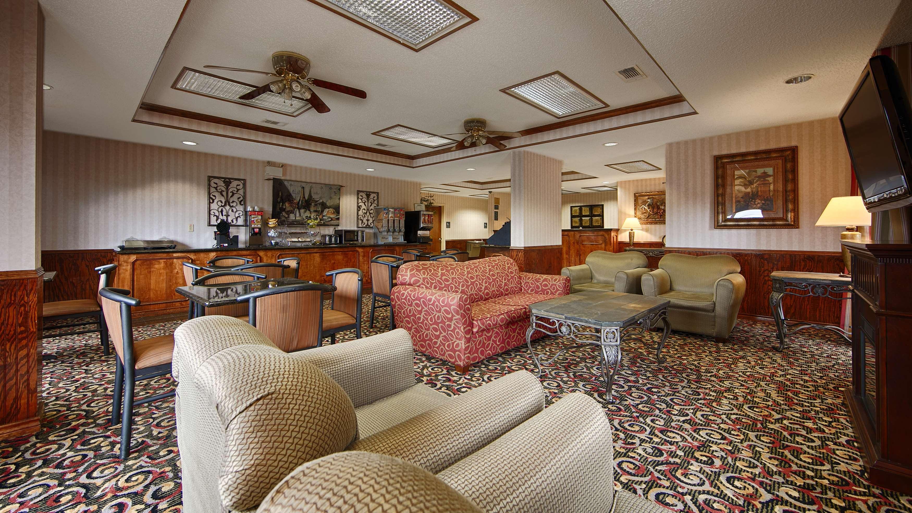 Best Western Lindale Inn Kültér fotó